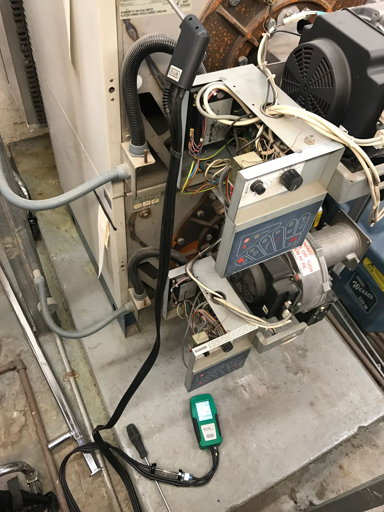 gas safe registered engineer near me Molesey, KT8